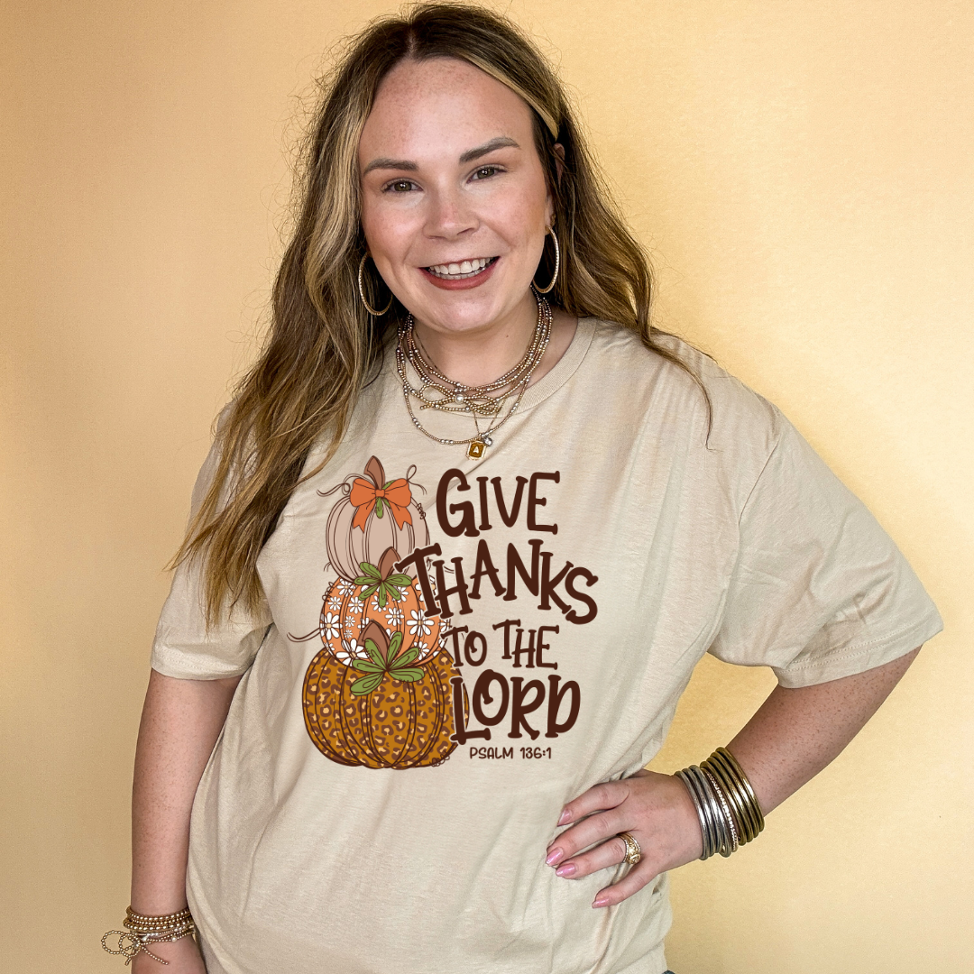 Online Exclusive | Give Thanks to the Lord Stacked autumn Pumpkins with Bow Graphic Tee in Multiple Color Options