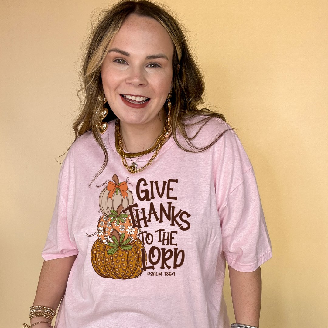 Online Exclusive | Give Thanks to the Lord Stacked autumn Pumpkins with Bow Graphic Tee in Multiple Color Options