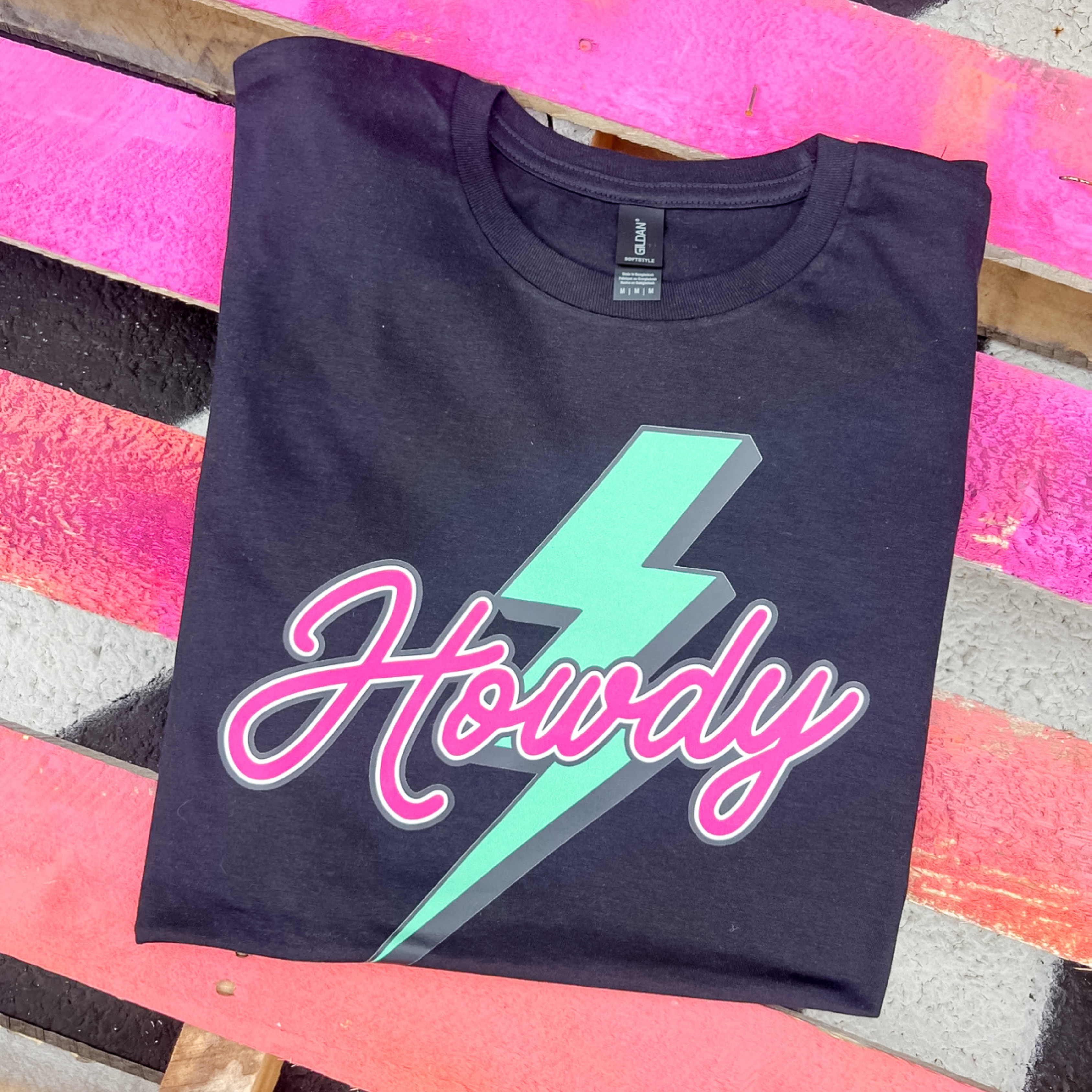 Online Exclusive | Lightening Bolt Howdy Short Sleeve Graphic Tee in Black - Giddy Up Glamour Boutique