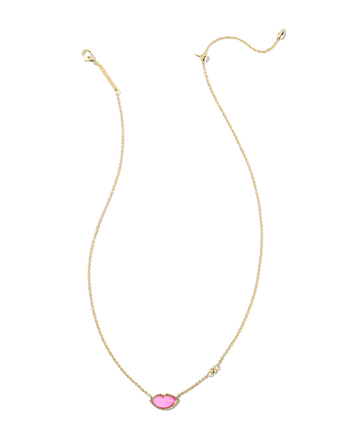 Kendra Scott | Lips Gold Pendant Necklace in Hot Pink Mother-of-Pearl
