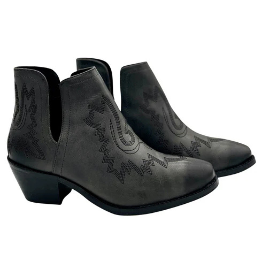 Online Exclusive | Kickin' Booties in Black