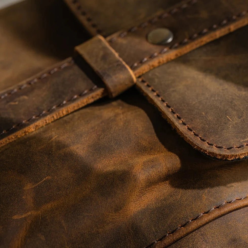 Pura | Fragrance Insert for Car Diffuser Device | Teak & Leather - Giddy Up Glamour Boutique