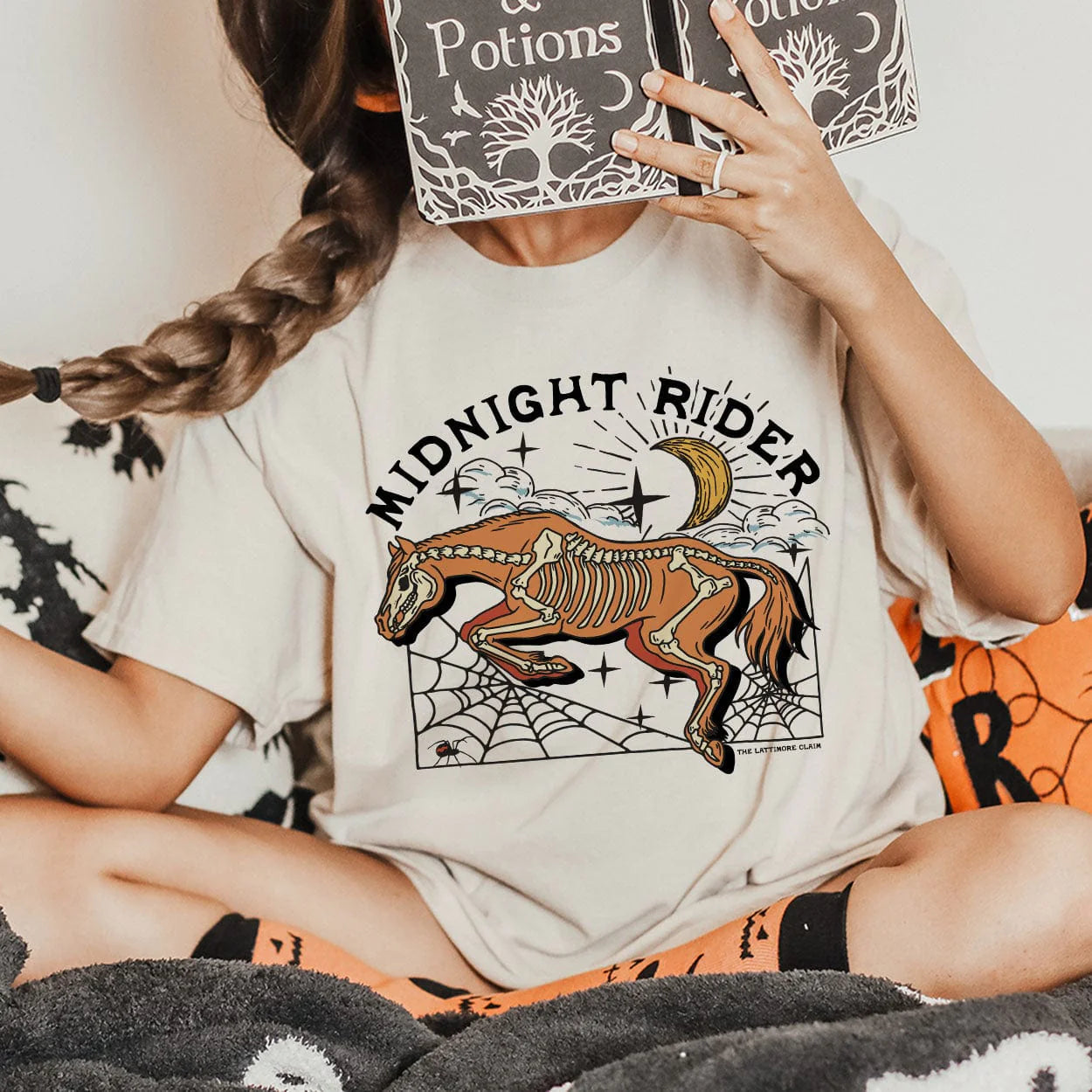 Online Exclusive | Midnight Rider Short Sleeve Graphic Tee in Cream - Giddy Up Glamour Boutique
