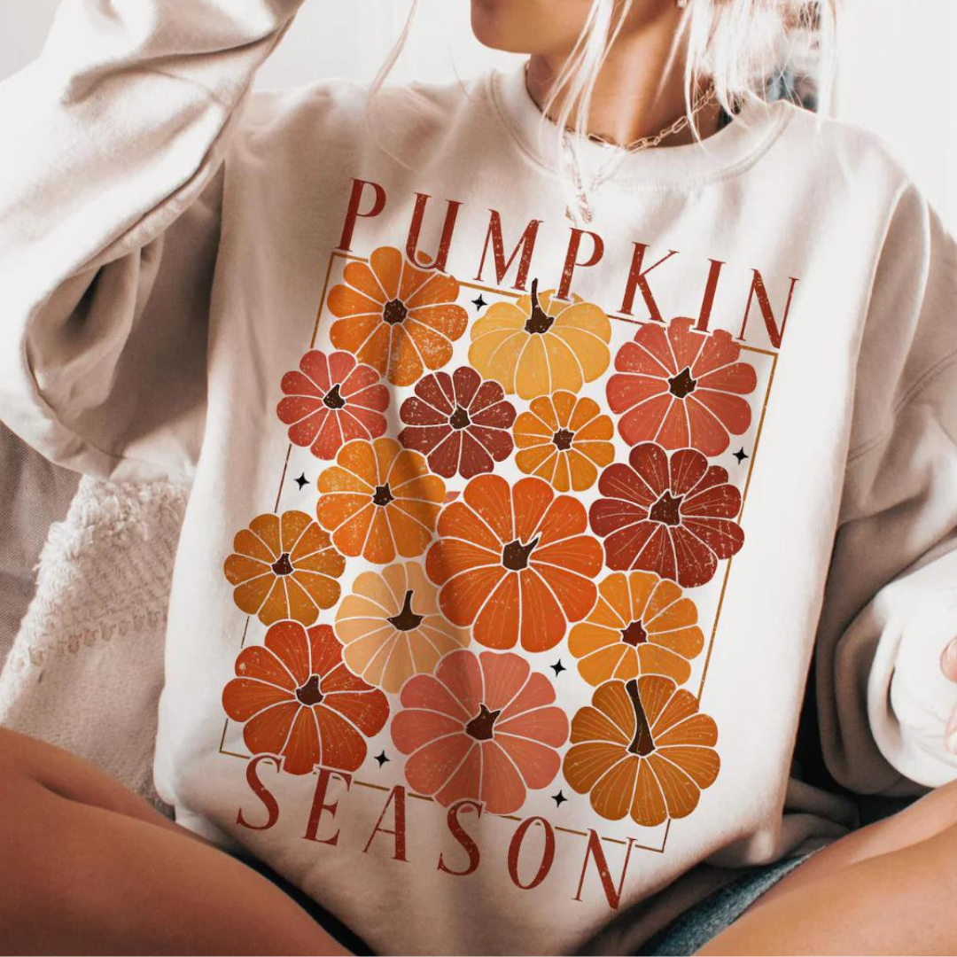 Online Exclusive | Pumpkin Season Graphic Sweatshirt in Cream