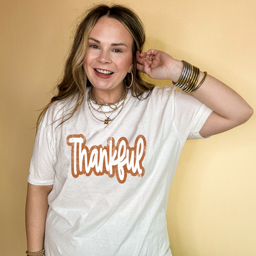 Online Exclusive | Thankful Script Graphic Tee in Multiple Color Options