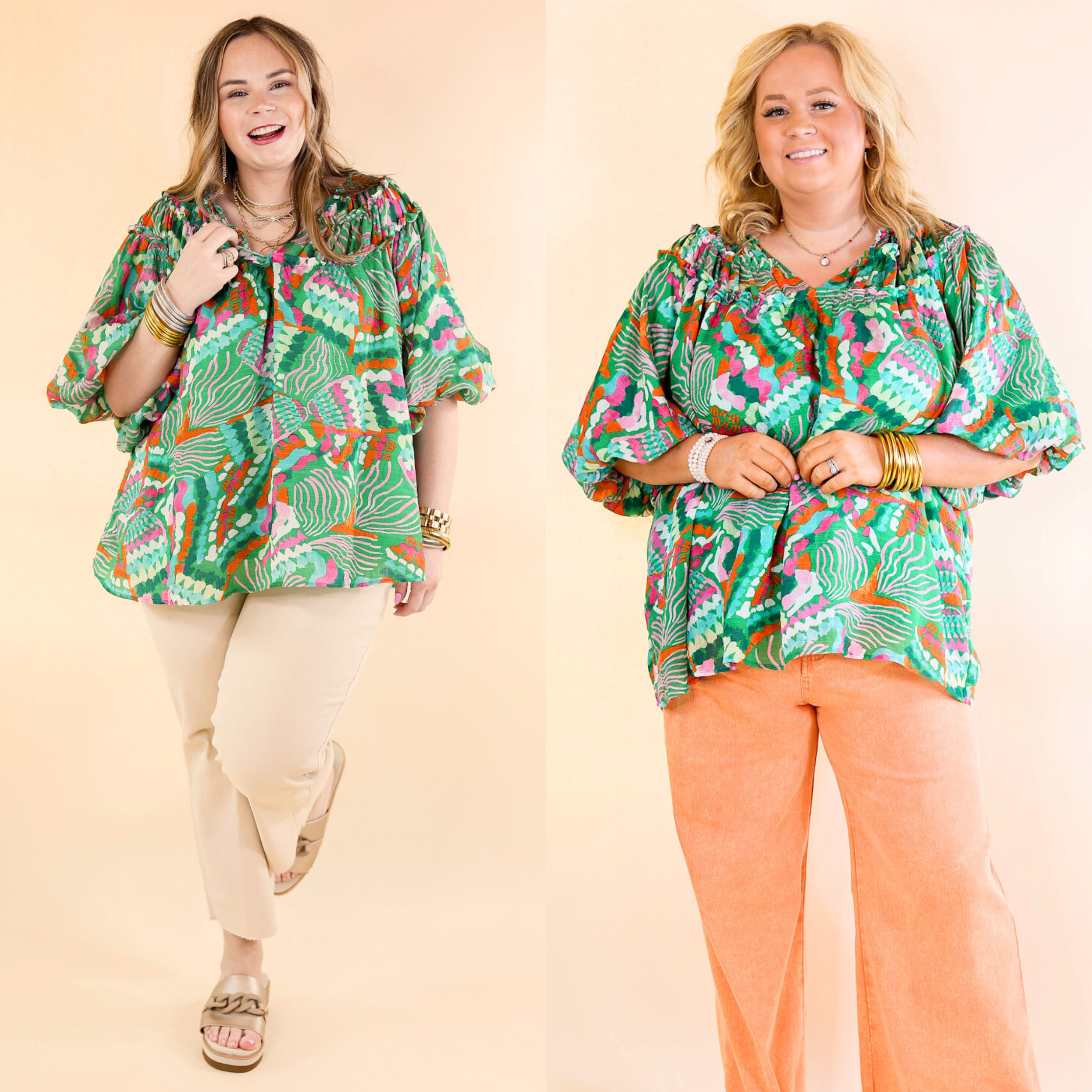 Effortless Style V Neck Tropical Print Top in Green