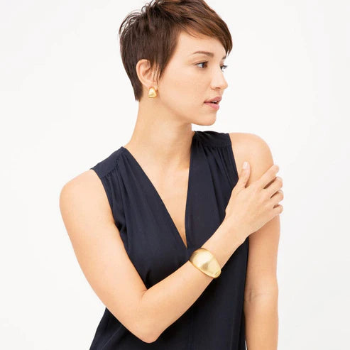 Brighton | Versailles Collonade Hinged Bangle Bracelet in Gold Tone - Giddy Up Glamour Boutique