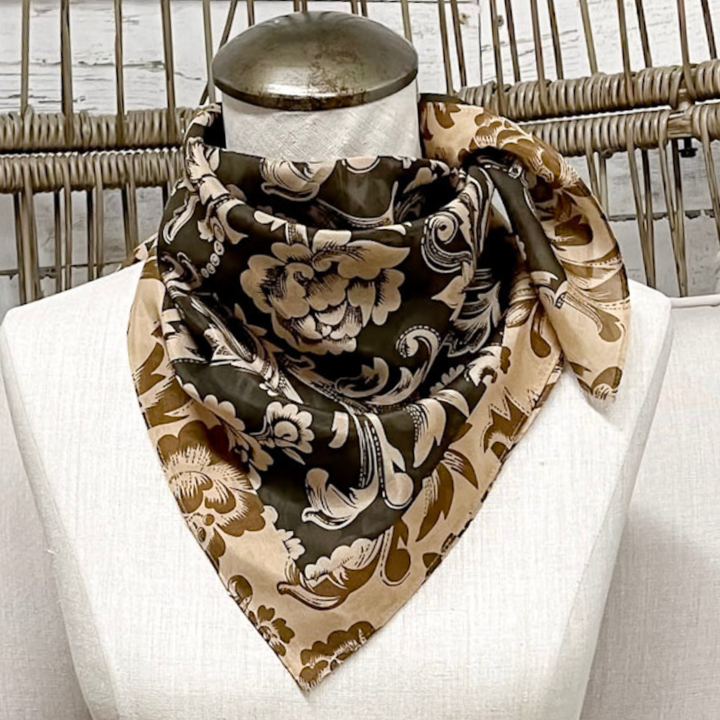 XOXO Art & Co | Saddle Flowers Shorty Wild Rag