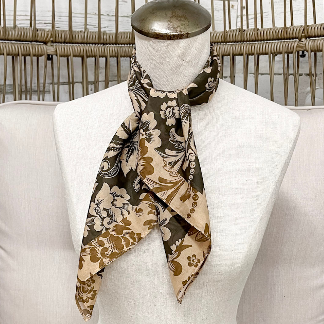 XOXO Art & Co | Saddle Flowers Shorty Wild Rag