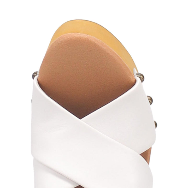 Online Exclusive | Dingo | Driftwood Leather Clog Heeled Sandal in White **PREORDER - Giddy Up Glamour Boutique