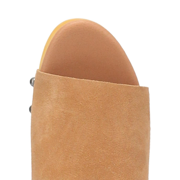 Online Exclusive | Dingo | Beechwood Leather Clog Heeled Sandal in Tan **PREORDER - Giddy Up Glamour Boutique