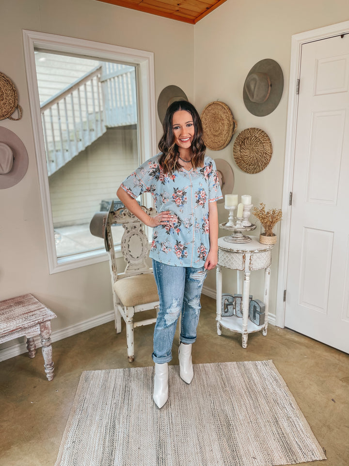 Last Chance Size Small | Casually Cool Floral Print V Neck Tee in Mint Blue - Giddy Up Glamour Boutique