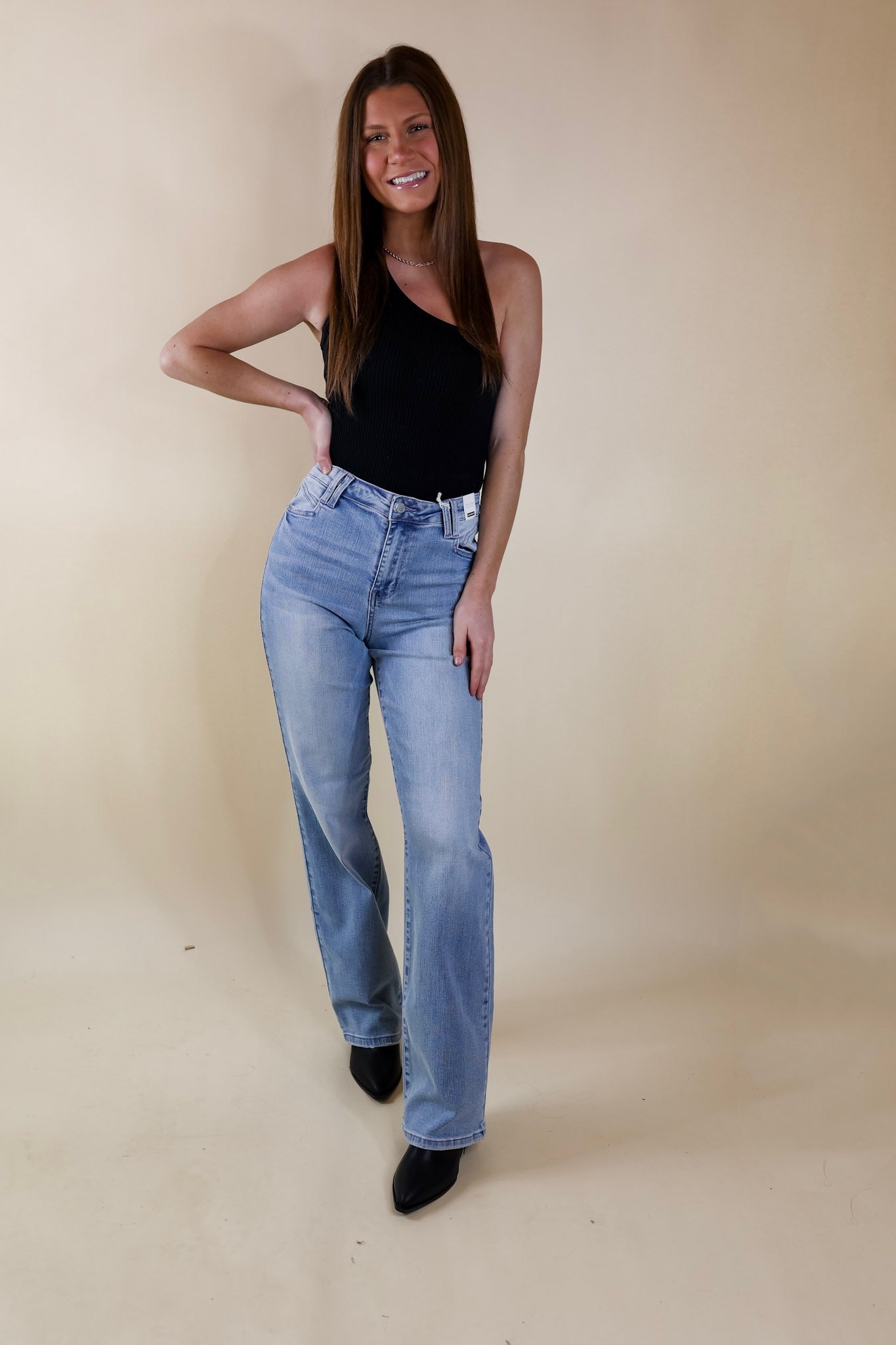 Judy Blue | Touched My Soul Wide Leg Jeans with Pocket Details in Light Wash - Giddy Up Glamour Boutique