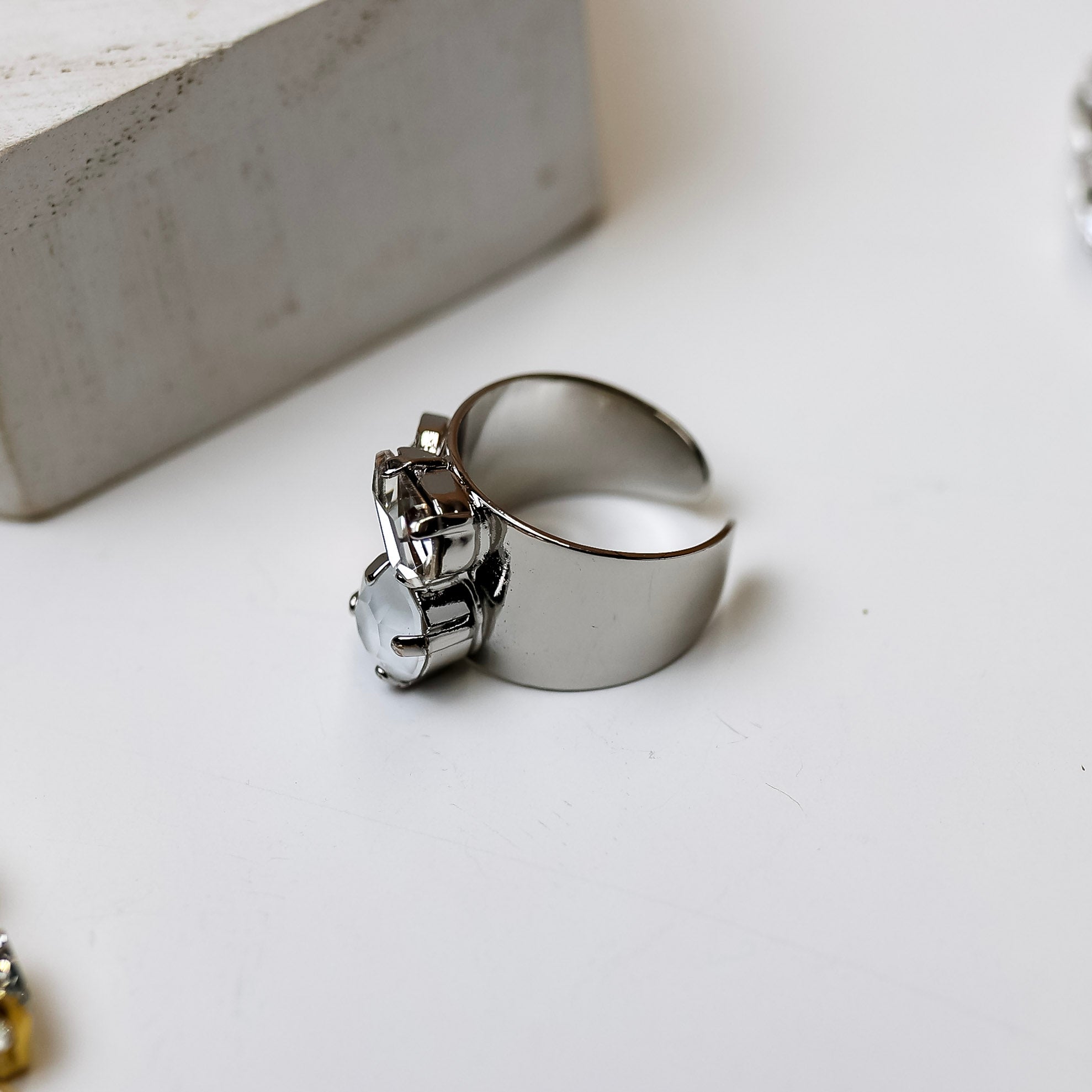 Sorrelli | Elaina Statement Ring in Palladium Silver Tone and Snow Bunny - Giddy Up Glamour Boutique