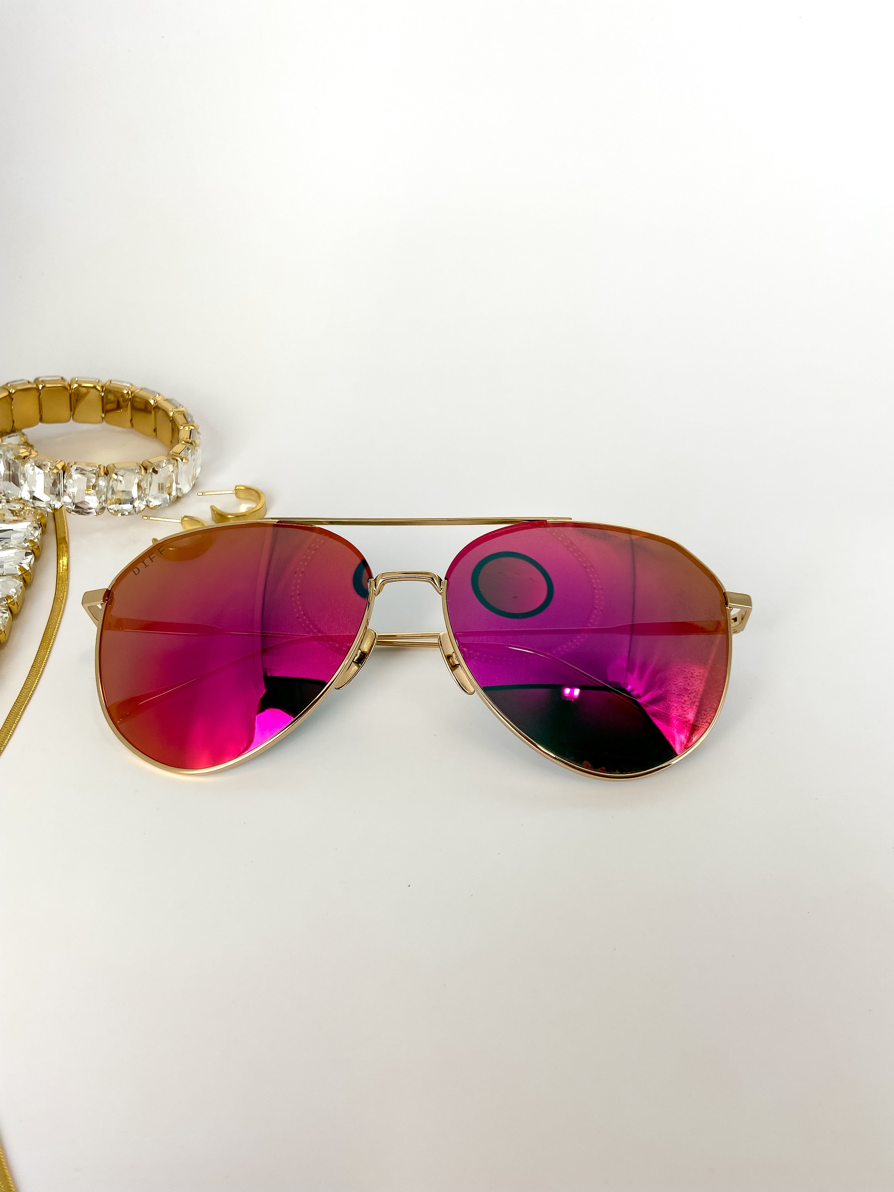 DIFF | Dash Sunset Mirror Lens Sunglasses in Gold Tone - Giddy Up Glamour Boutique