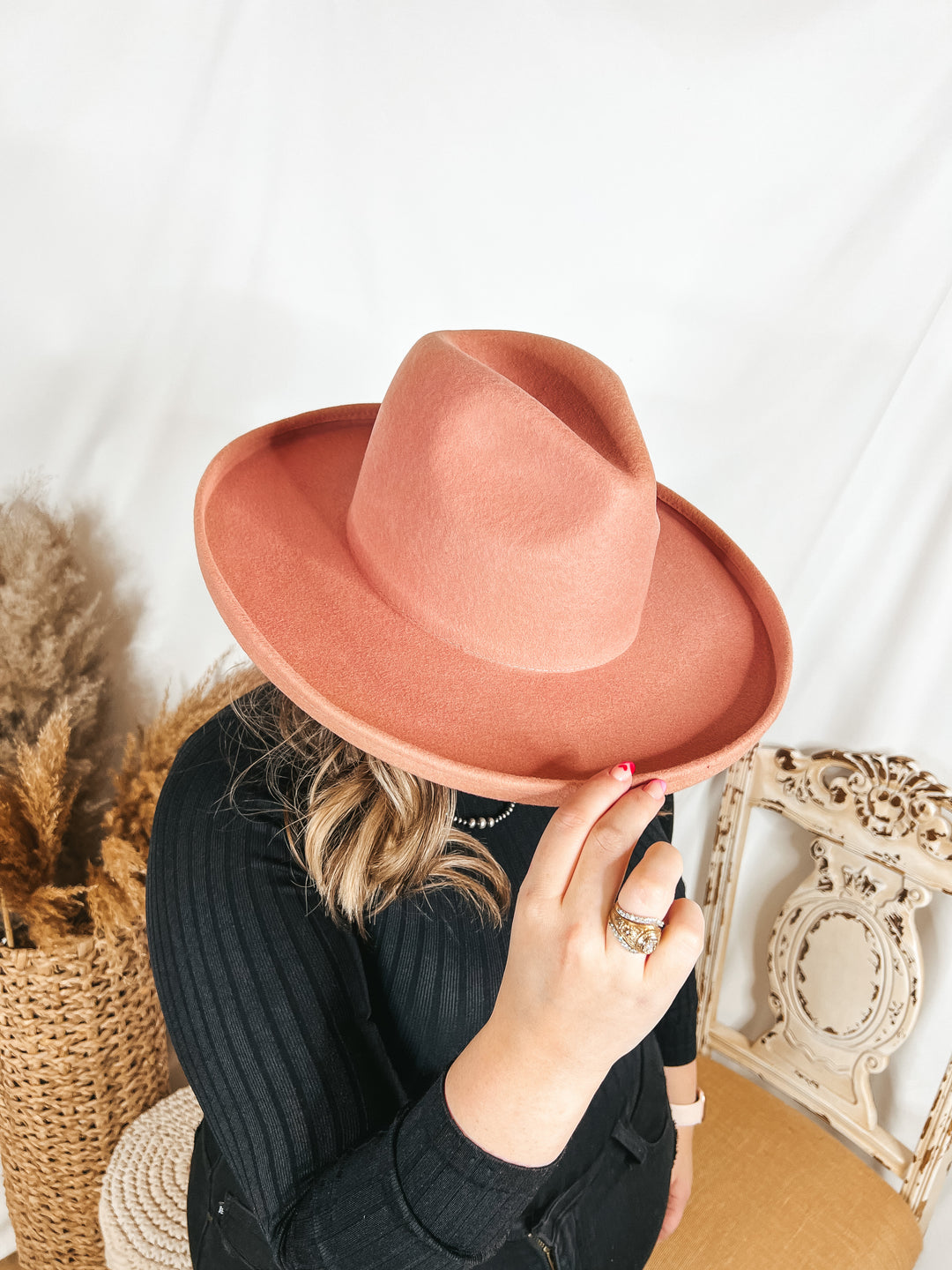 GiGi Pip | Cara Loren Pencil Brim Wool Felt Hat in Dusty Pink - Giddy Up Glamour Boutique