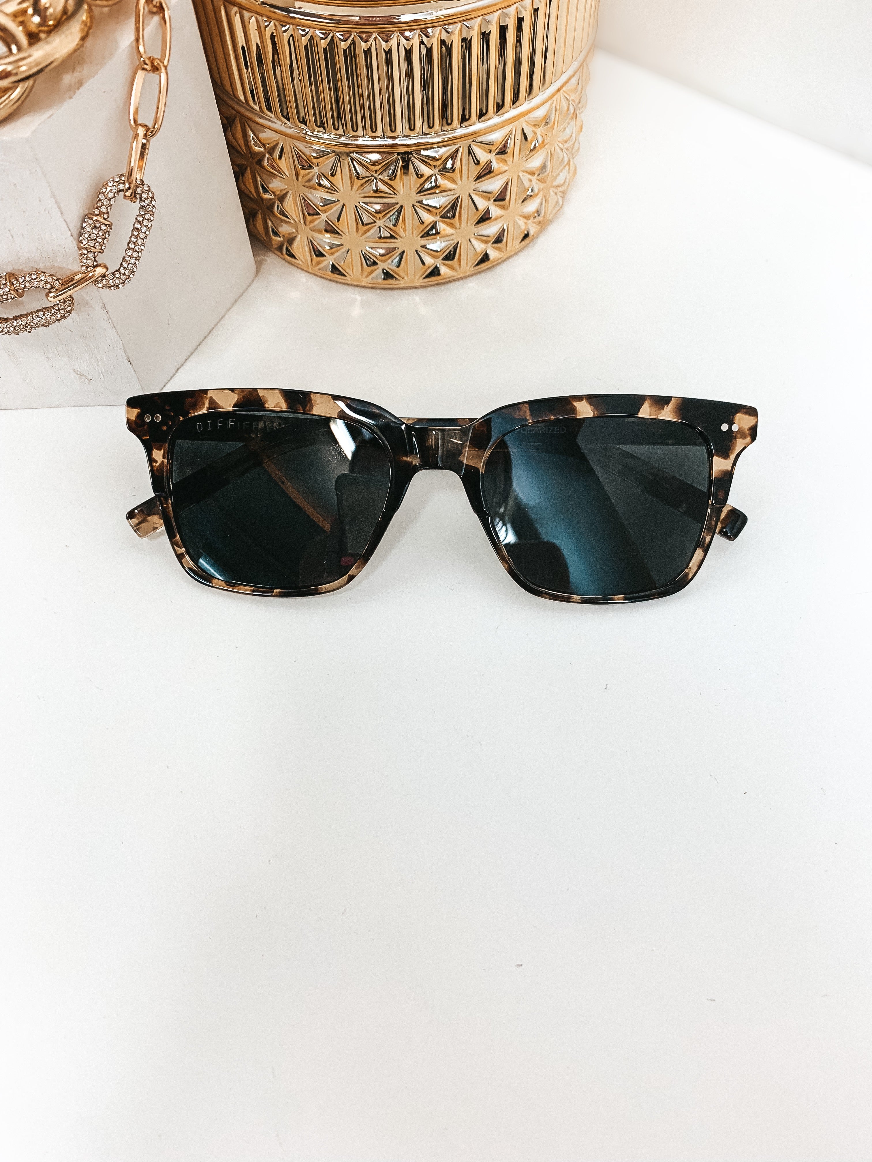 DIFF | Billie Polarized Grey Lens Sunglasses in Espresso Tortoise - Giddy Up Glamour Boutique