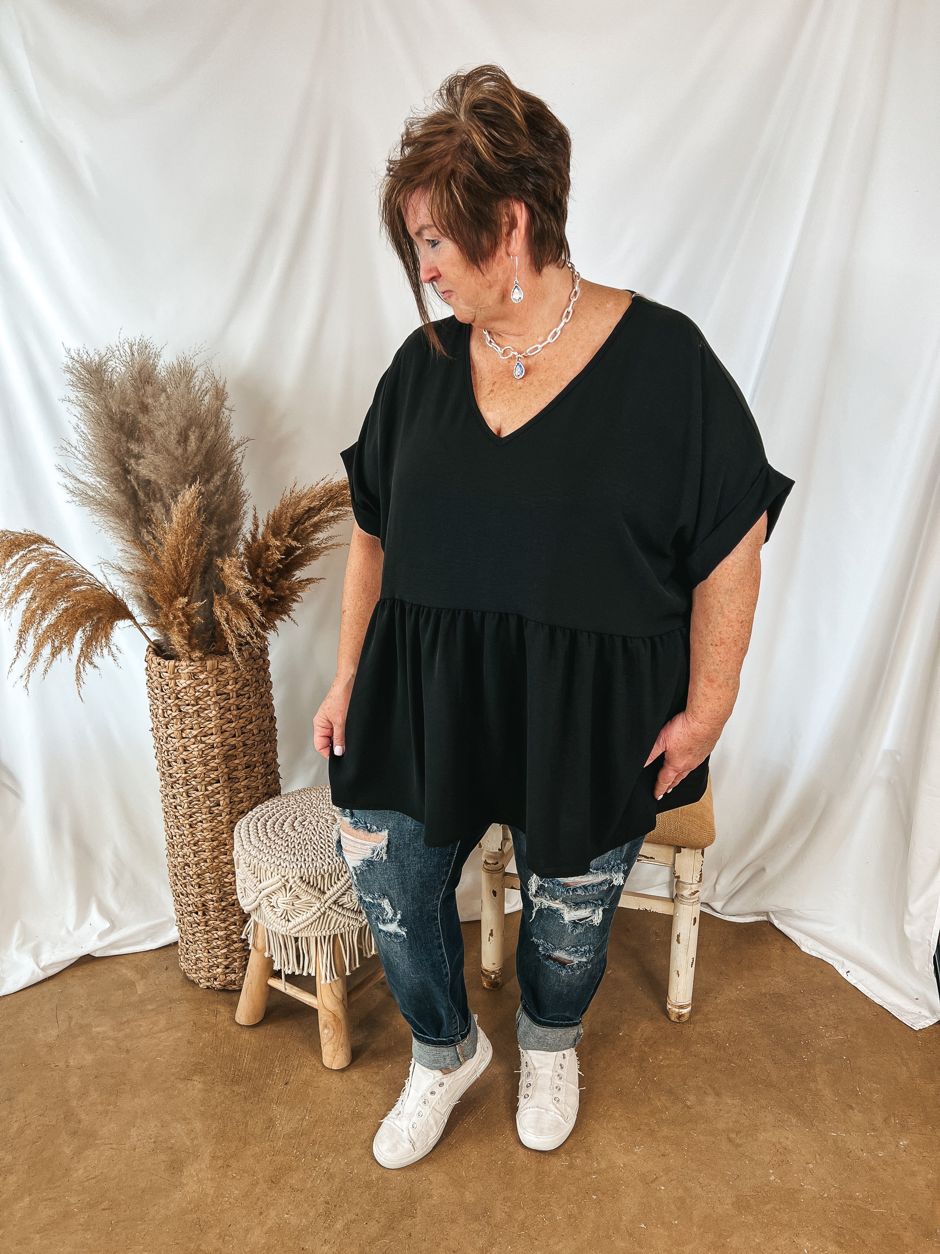 Touring the City Short Sleeve V Neck Babydoll Top in Black - Giddy Up Glamour Boutique