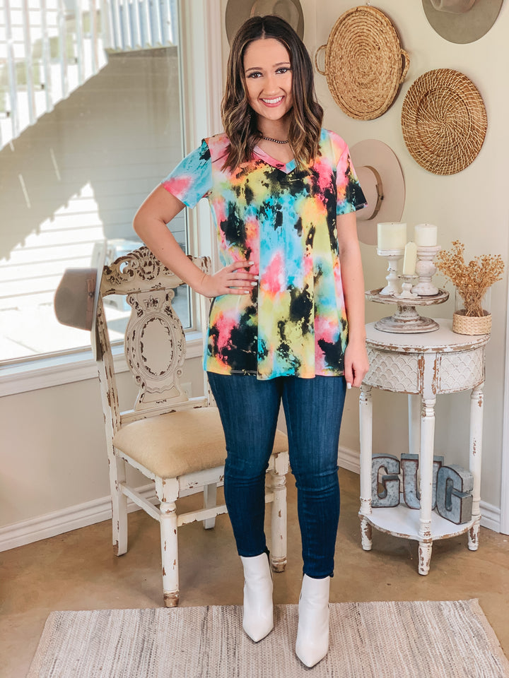 Last Chance Size Small | Keep Things Simple Tie Dye V Neck Tee in Black Multi - Giddy Up Glamour Boutique