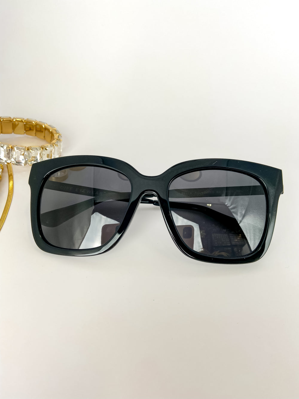 DIFF | Bella Polarized Grey Lens Sunglasses in Black - Giddy Up Glamour Boutique