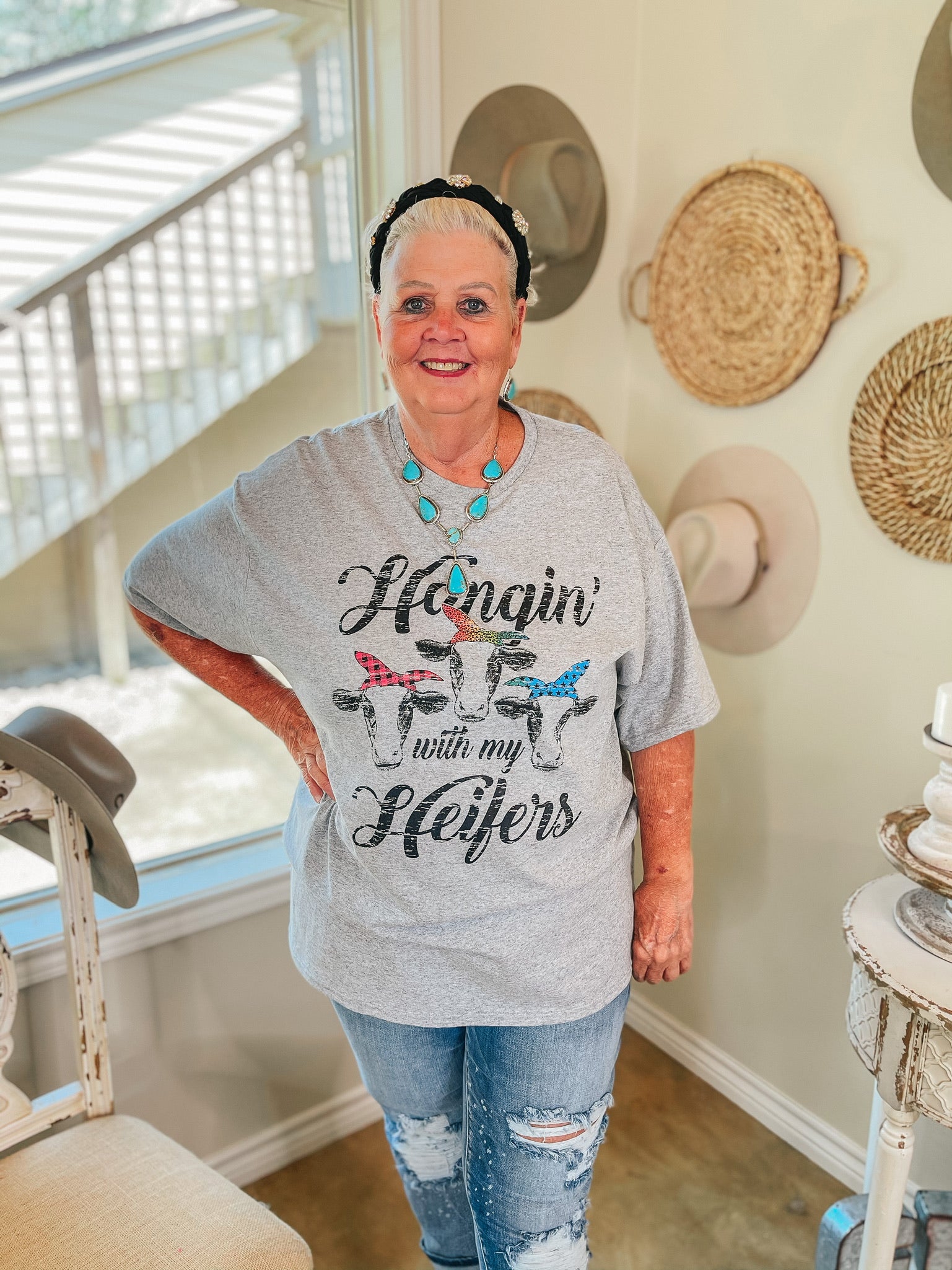 Online Exclusive | Hangin' with my Heifers Cow Short Sleeve Graphic Tee in Heather Grey - Giddy Up Glamour Boutique