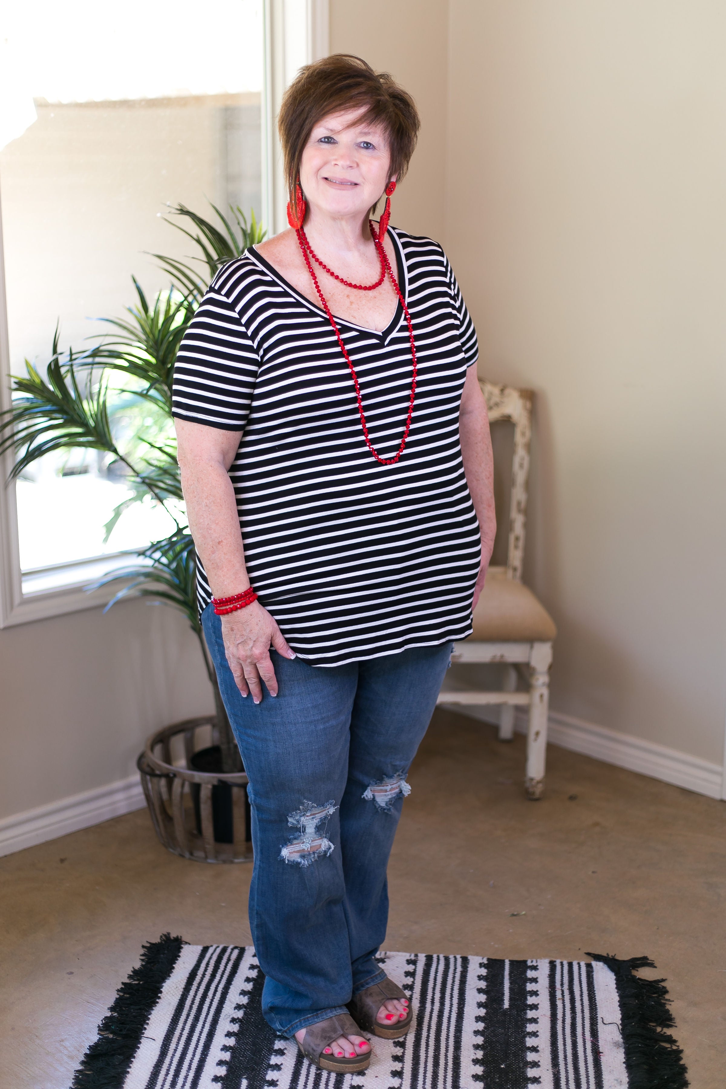 Simply The Best Striped V Neck Short Sleeve Tee Shirt in Black - Giddy Up Glamour Boutique