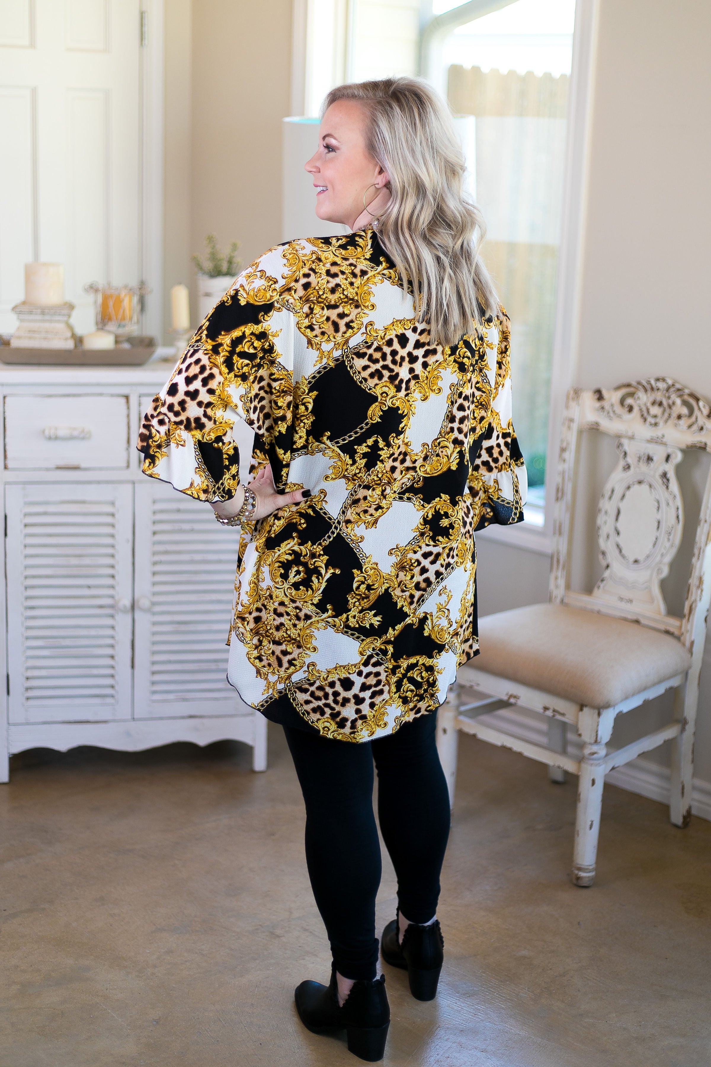 Last Chance Size Medium & 3XL | Champs-Elysées Avenue Baroque Print Kimono in Black - Giddy Up Glamour Boutique