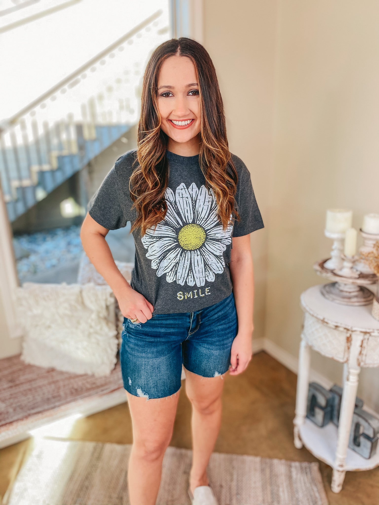 Smile Daisy Short Sleeve Graphic Tee in Charcoal Grey - Giddy Up Glamour Boutique