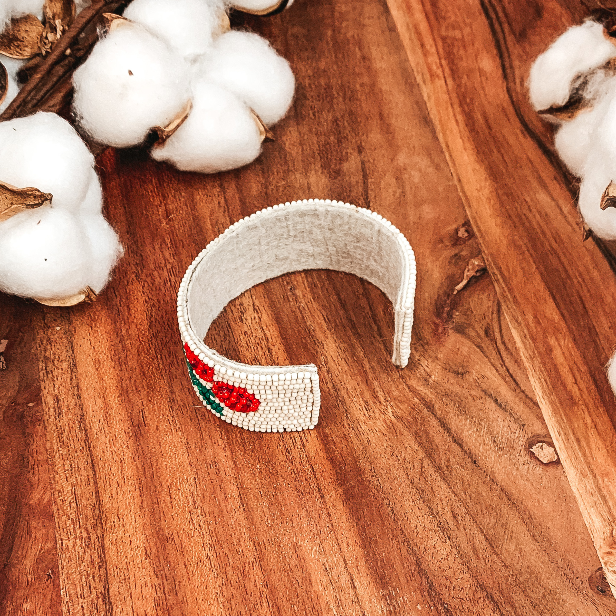 Berry Cute Bracelet in White - Giddy Up Glamour Boutique