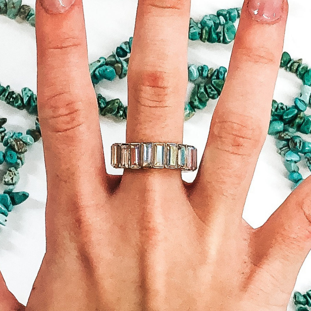 stretchy ring with rectangle sparkly stones