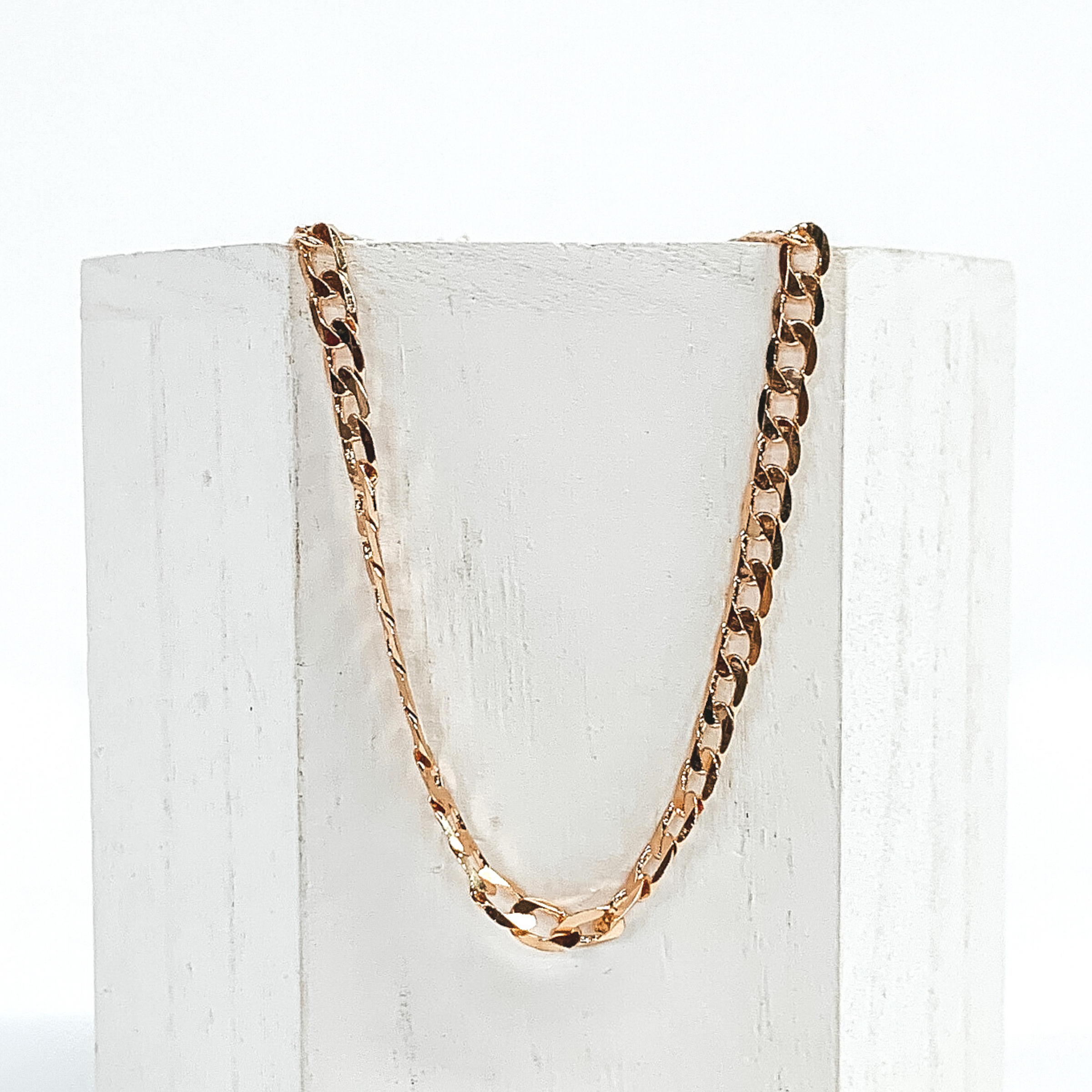 Weekend Livin' Chained Necklace in Gold - Giddy Up Glamour Boutique