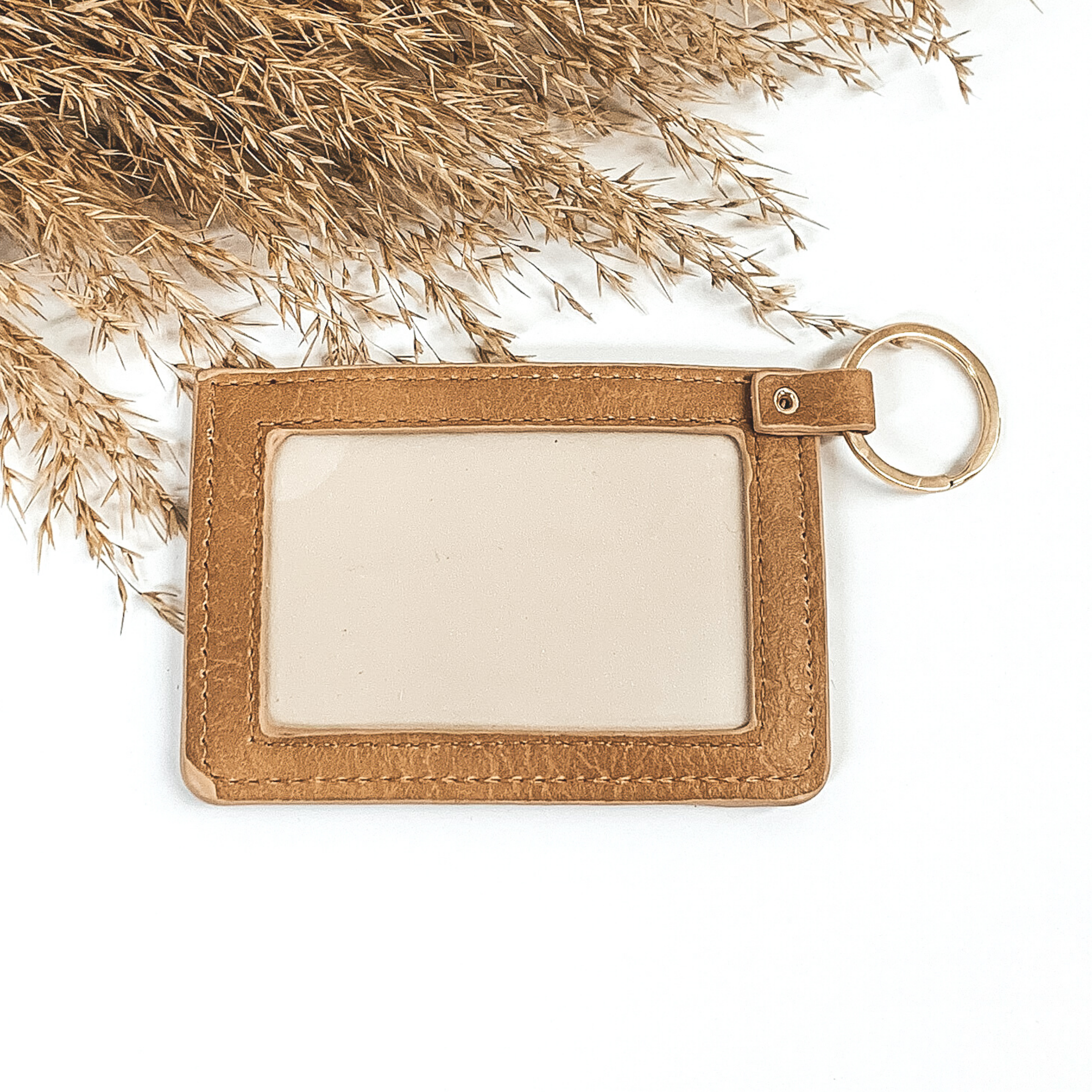 Chic Travels Star ID and Card Holder Keychain in Tan - Giddy Up Glamour Boutique