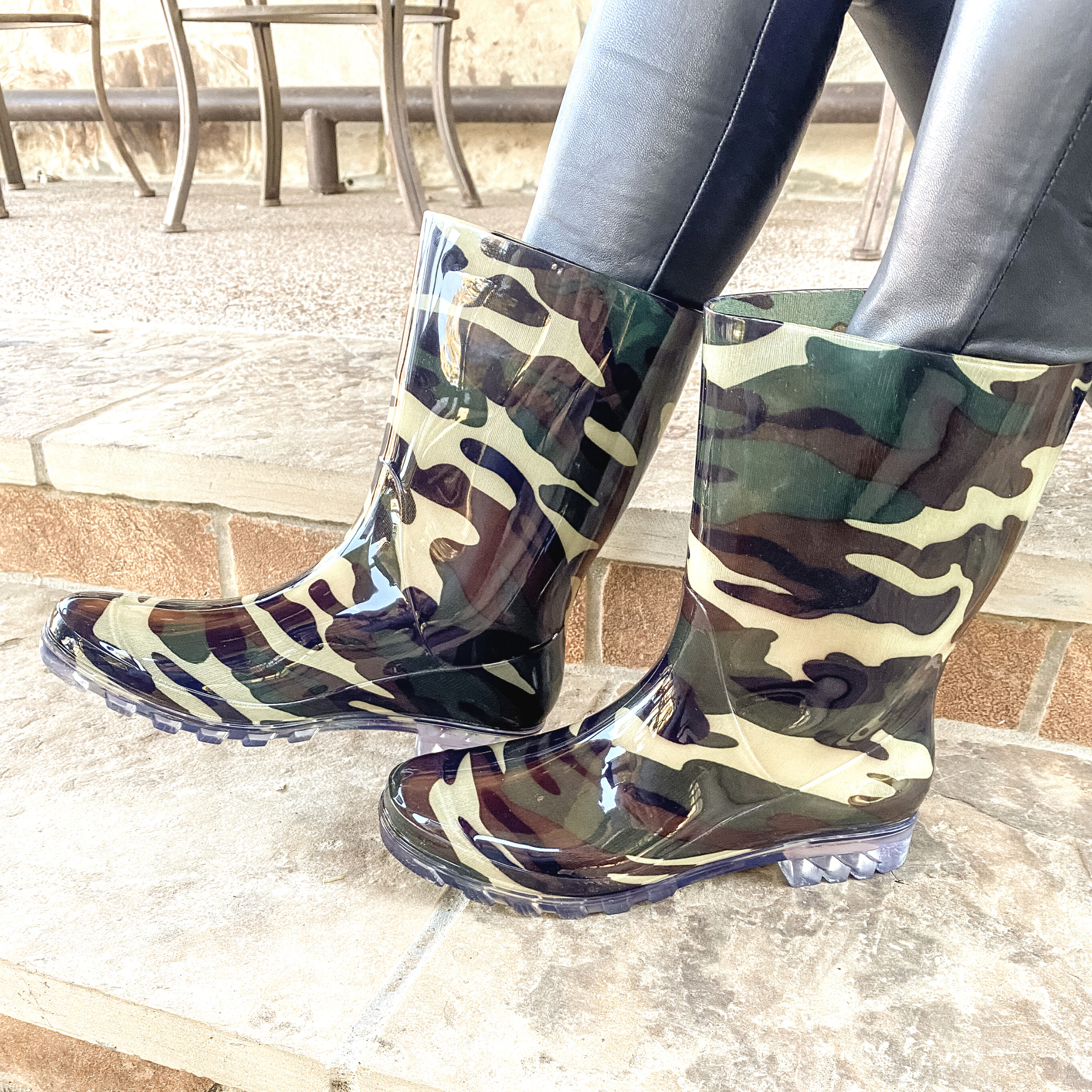 Womens camo rain 2024 boots