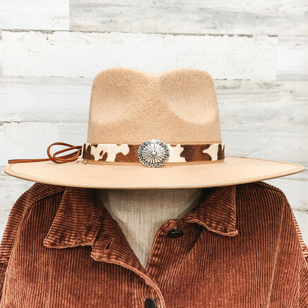 Back Road Chillin Cow Print Hat Band in Brown/Silver Tone