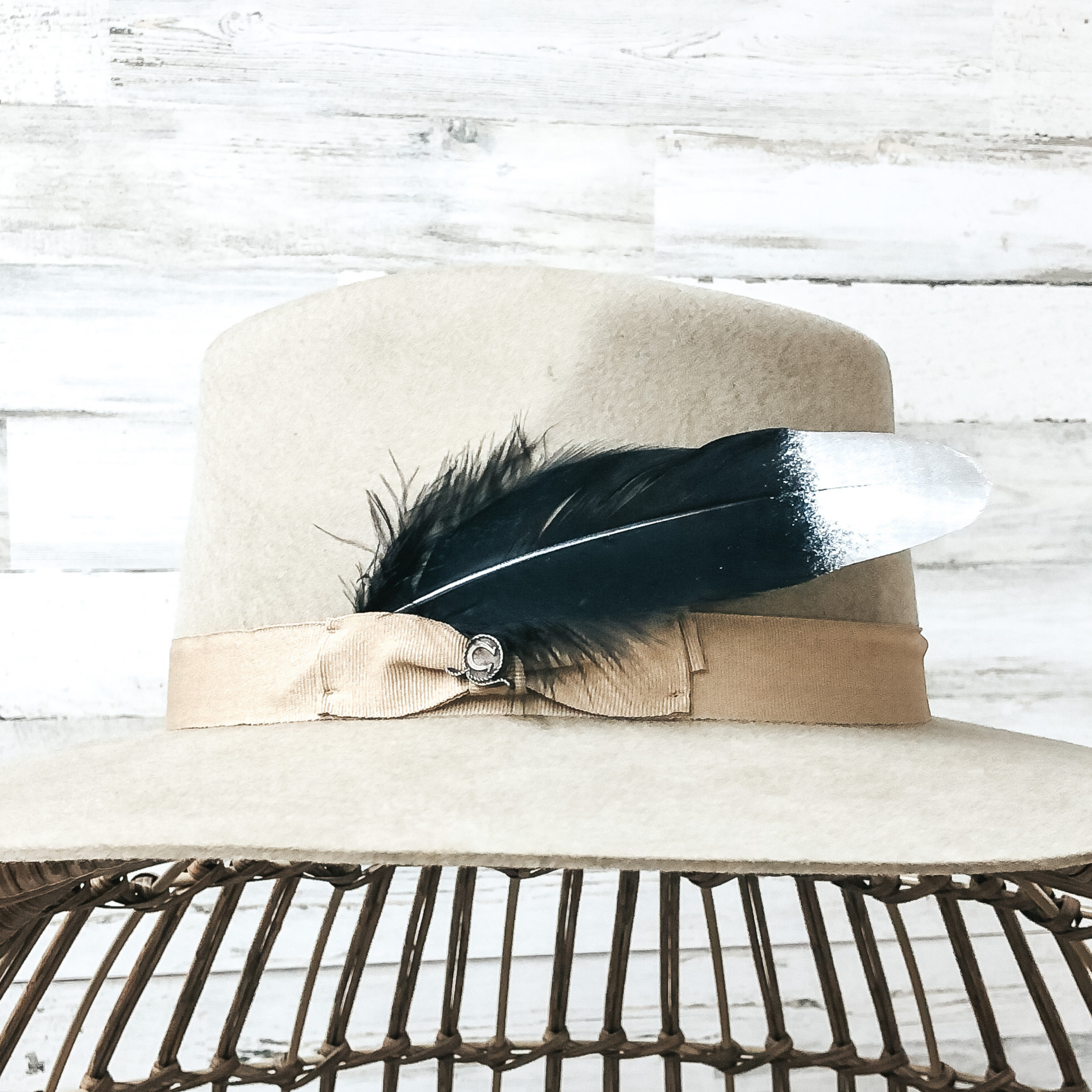Medium Silver Tipped Feather in Black - Giddy Up Glamour Boutique