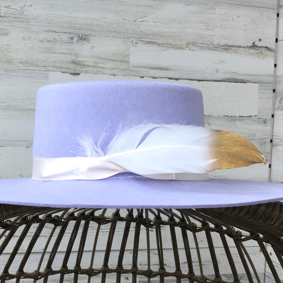 Medium Gold Tipped Feather in White - Giddy Up Glamour Boutique