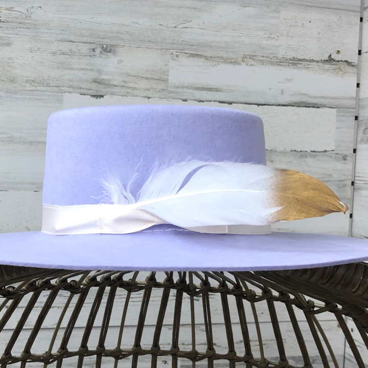 Medium Gold Tipped Feather in White - Giddy Up Glamour Boutique