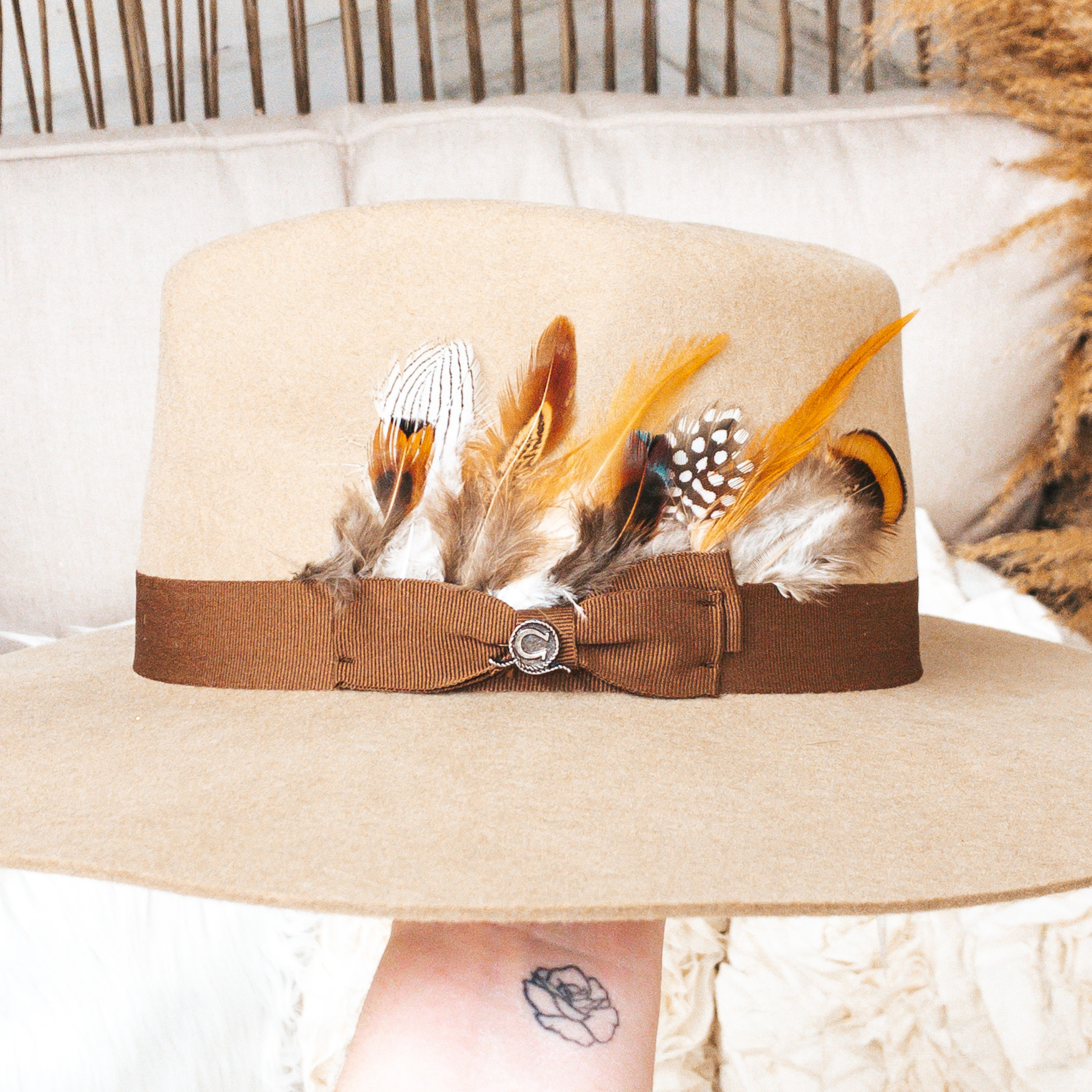 Surprise Mini Feathers - Giddy Up Glamour Boutique