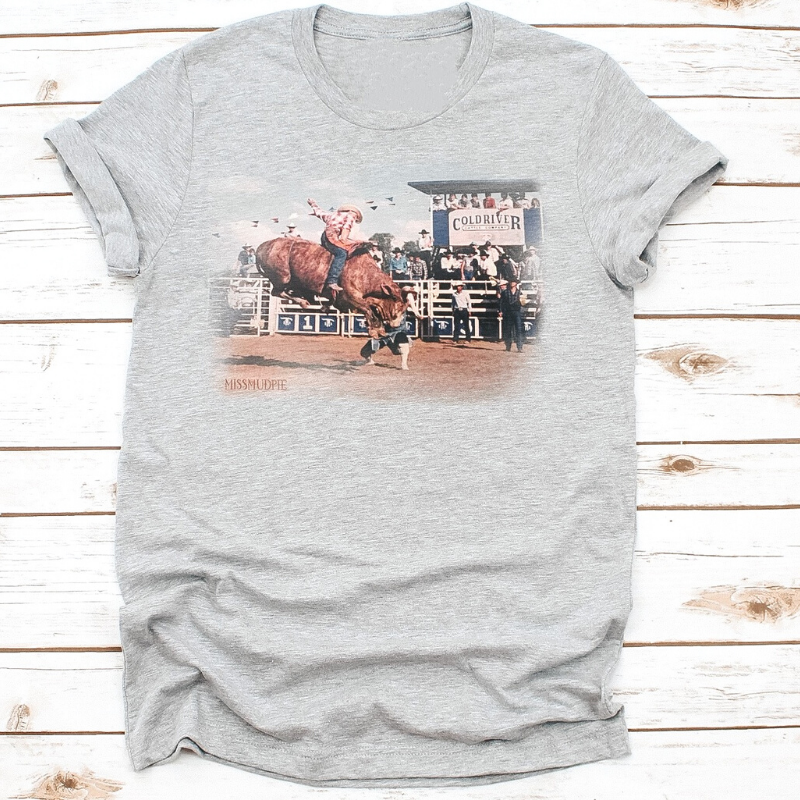 Online Exclusive | Ole HUD Vintage Bucking Bull Short Sleeve Graphic Tee in Gray - Giddy Up Glamour Boutique