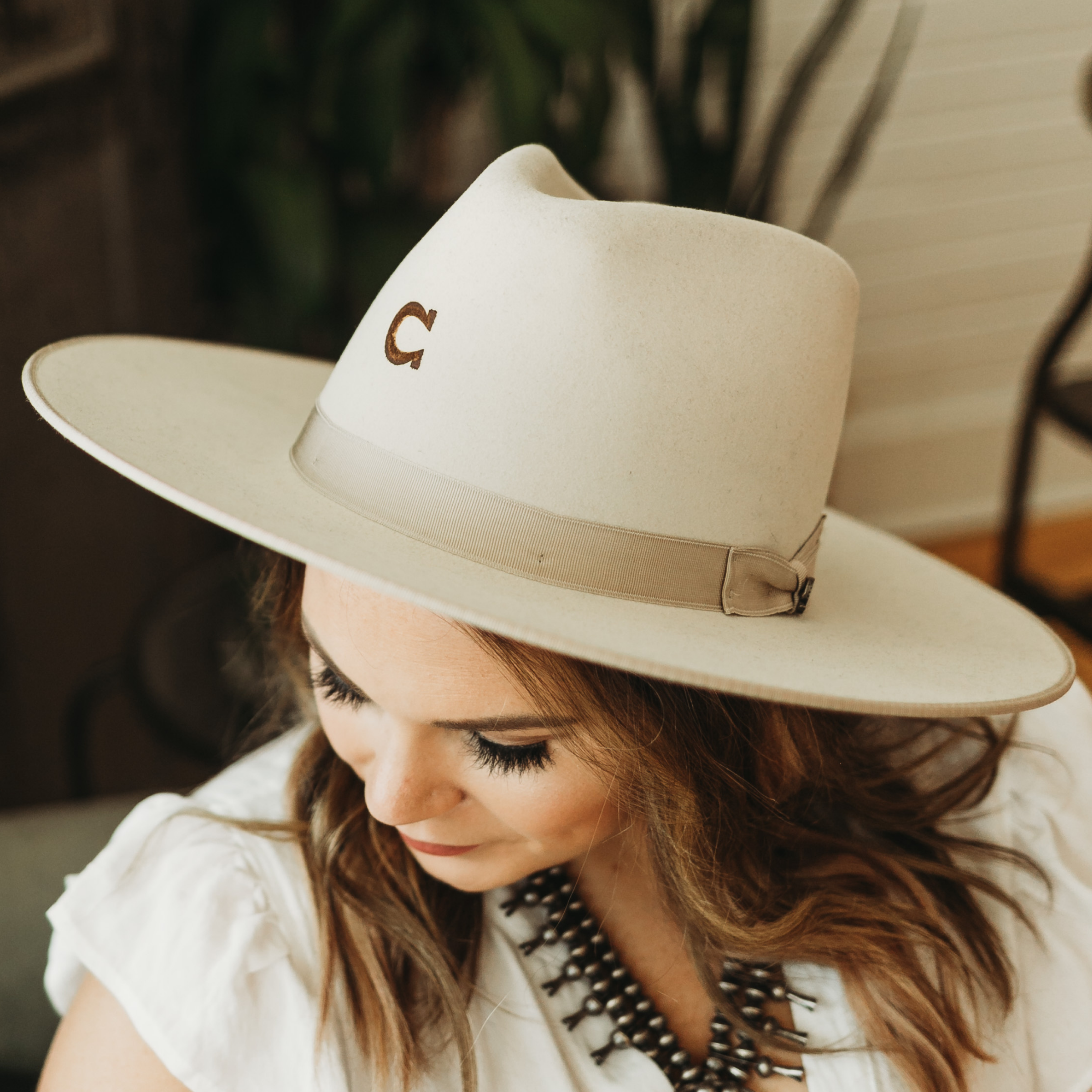 Charlie 1 Horse | Desert Drifter Wool Felt Hat with Ribbon Band in Bone - Giddy Up Glamour Boutique