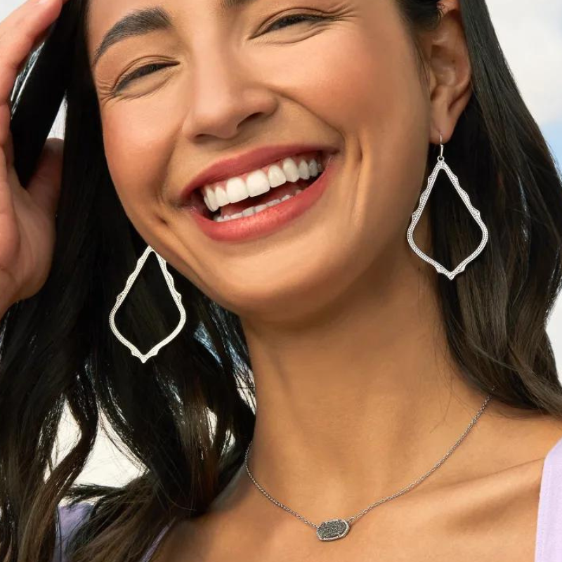 Kendra Scott | Sophee Drop Earrings in Silver - Giddy Up Glamour Boutique