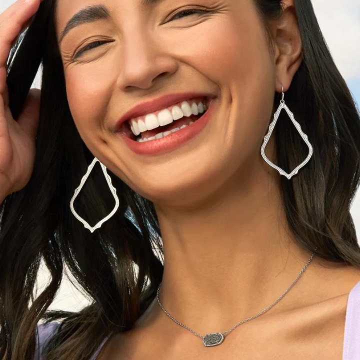 Kendra Scott | Sophee Drop Earrings in Silver - Giddy Up Glamour Boutique