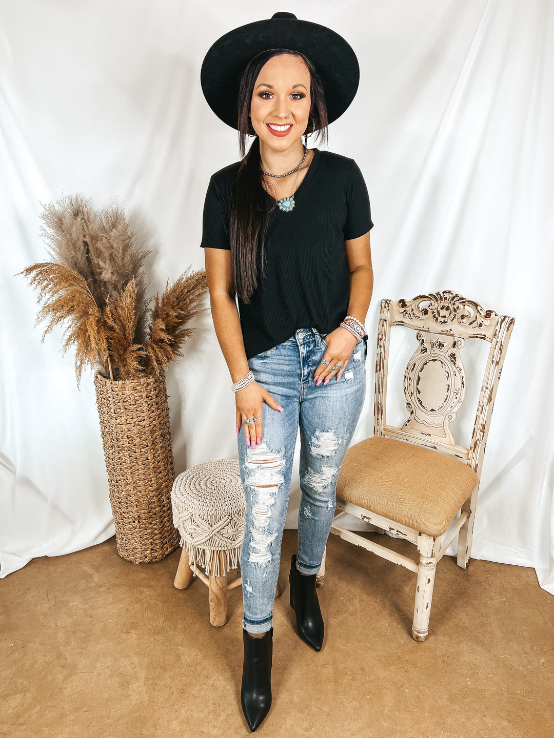 Simply Obsessed Ribbed Short Sleeve V Neck Top in Black - Giddy Up Glamour Boutique