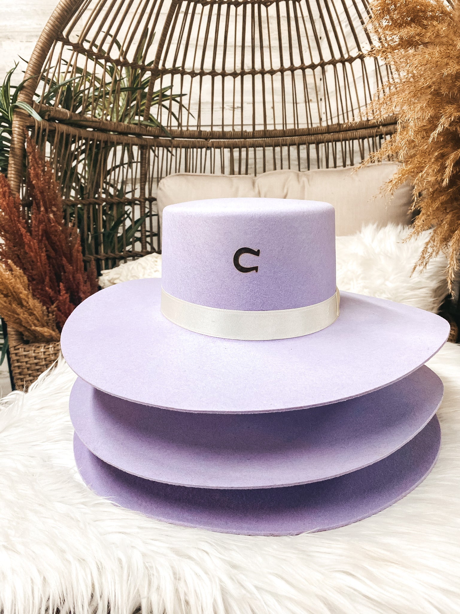 Charlie 1 Horse | Tumbleweed Wool Felt Hat with Crossed Arrow Pendant in Periwinkle - Giddy Up Glamour Boutique