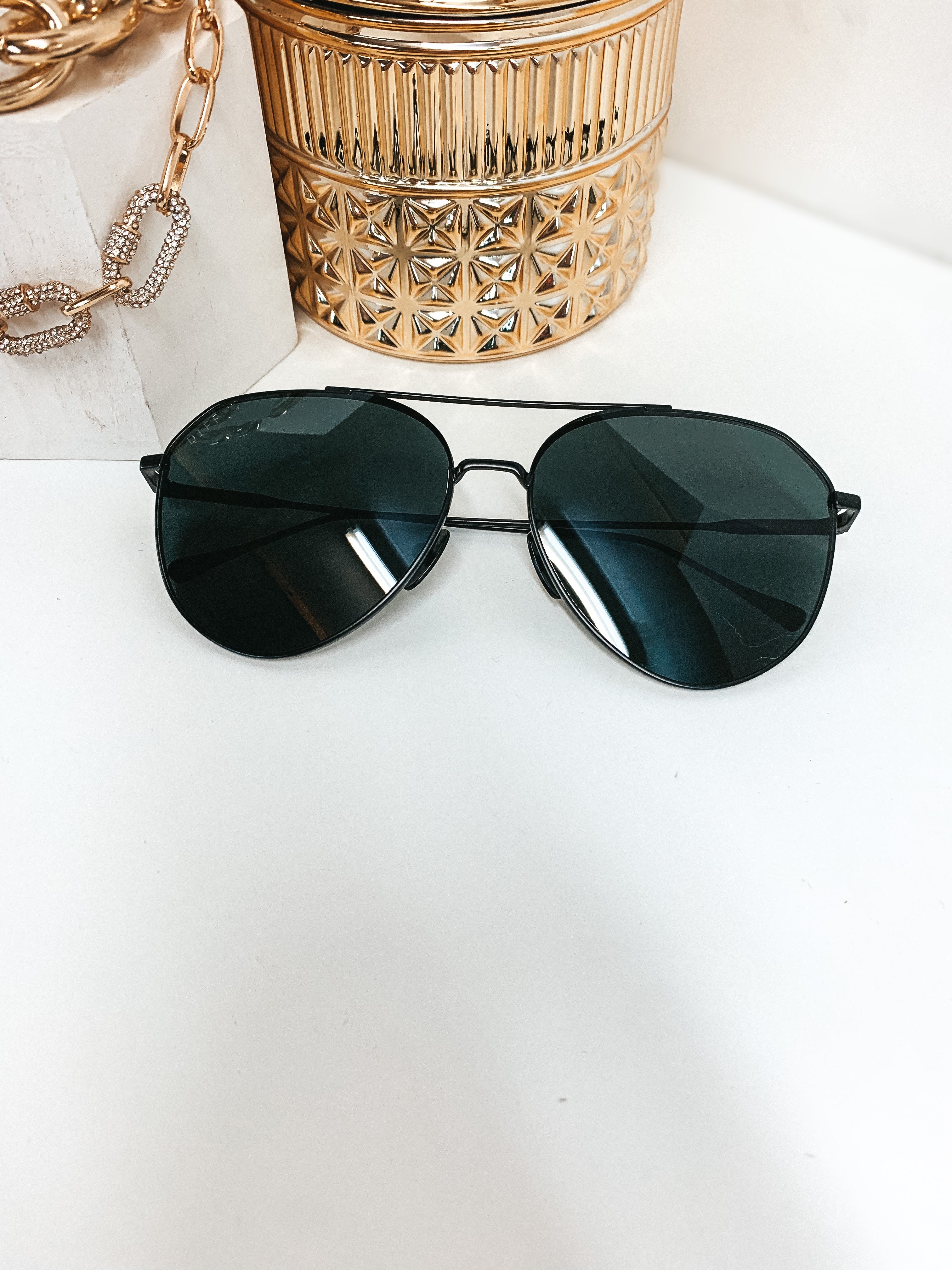 DIFF | Dash Polarized Black Lens Sunglasses in Matte Black - Giddy Up Glamour Boutique