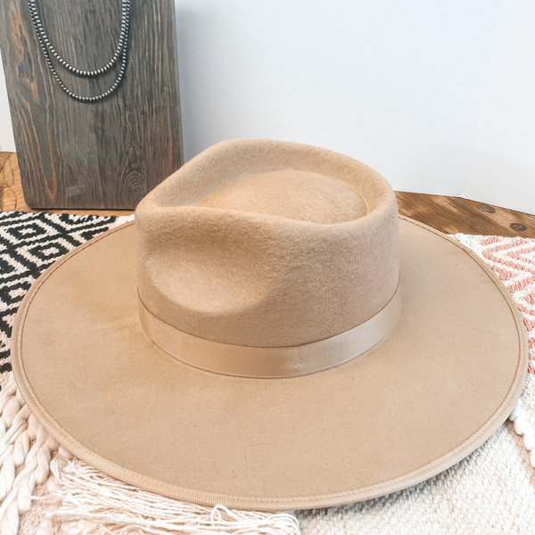 Ramblin' Road Ribbon Banded Rancher Hat in Beige