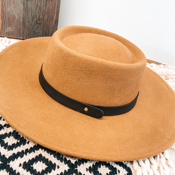 Wild Skies Black Band Oval Crown Wool Hat in Tan