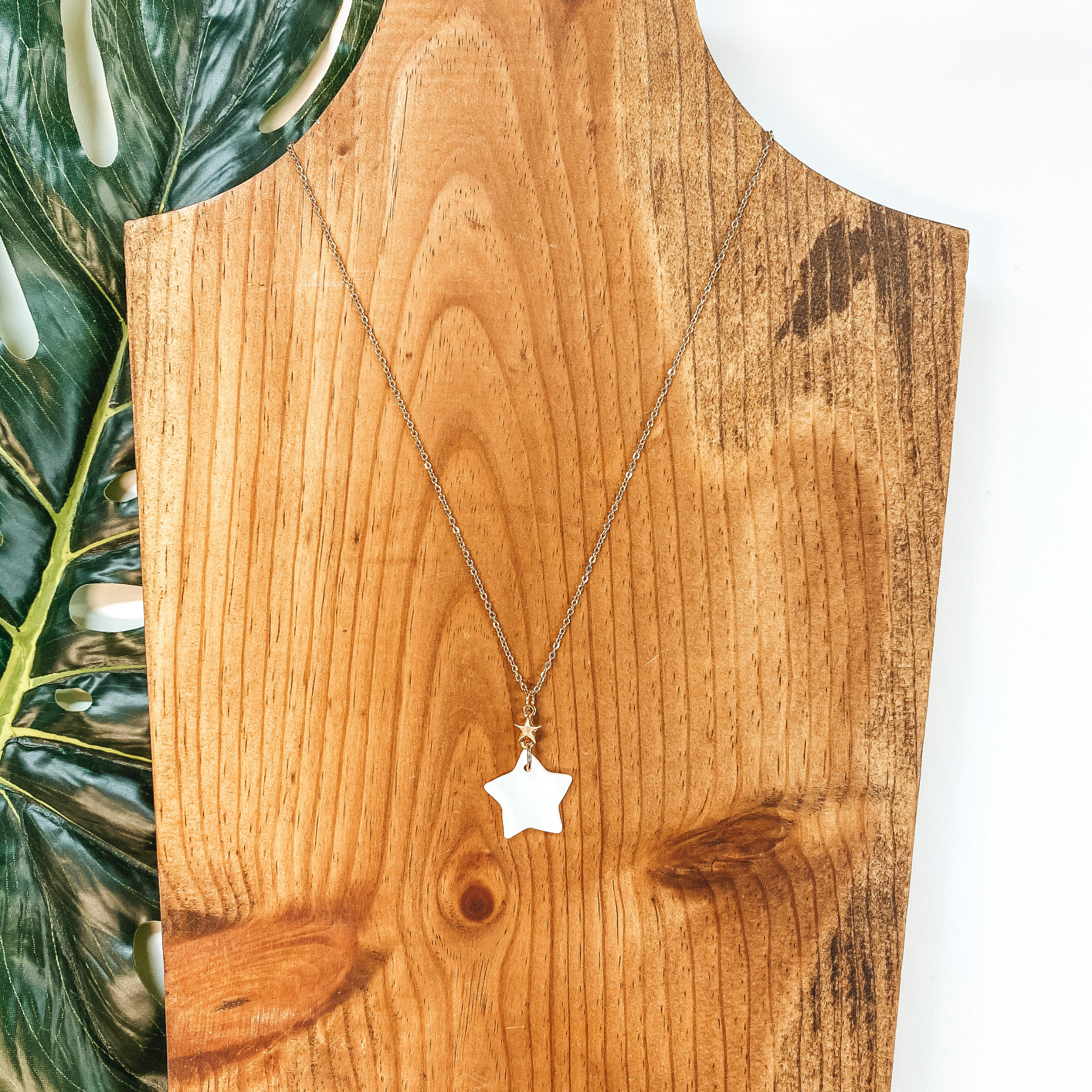 Mother of Pearl Gold Star Necklace in Ivory - Giddy Up Glamour Boutique