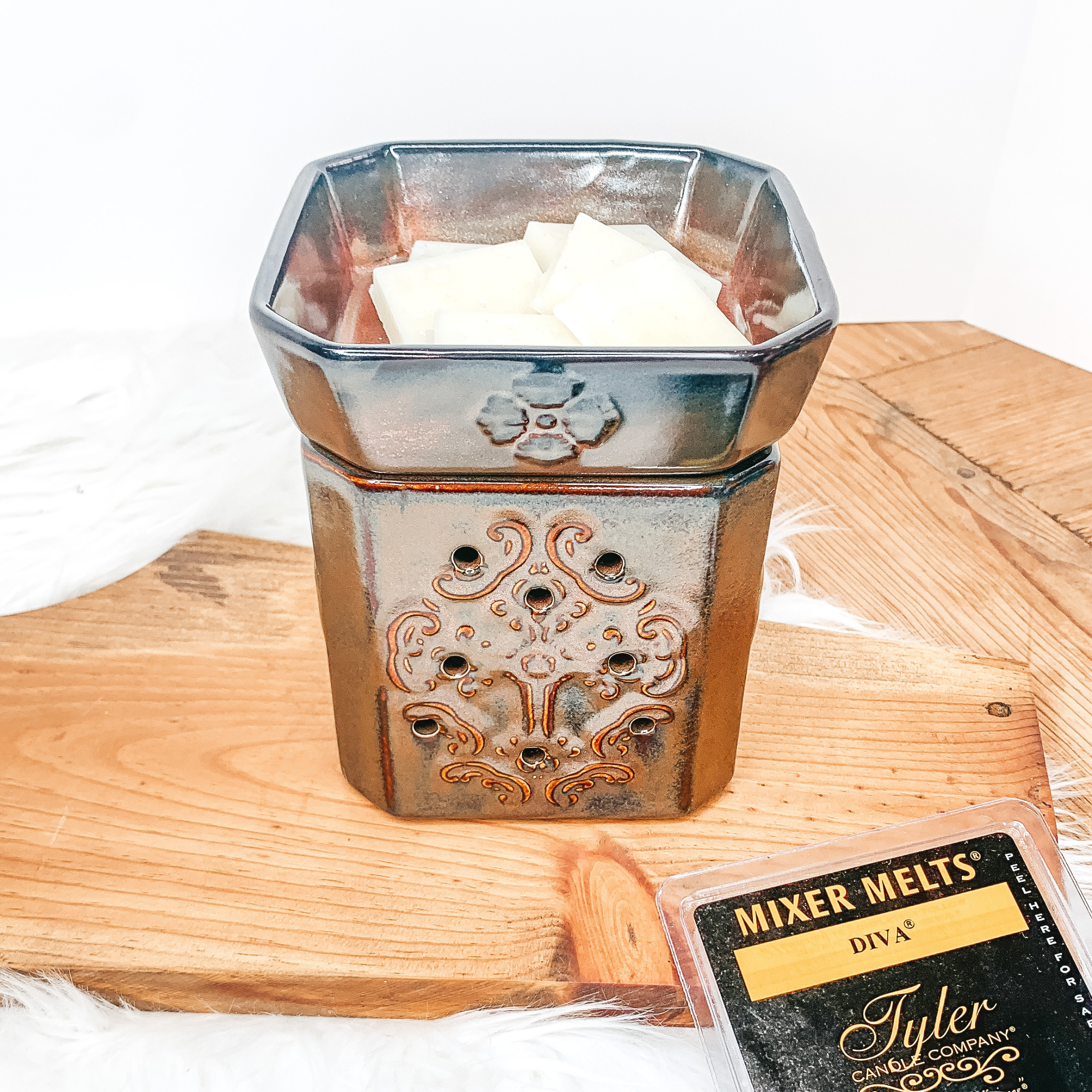 Tyler Candle Co. | Glory Aged Rust Fragrance Warmer - Giddy Up Glamour Boutique