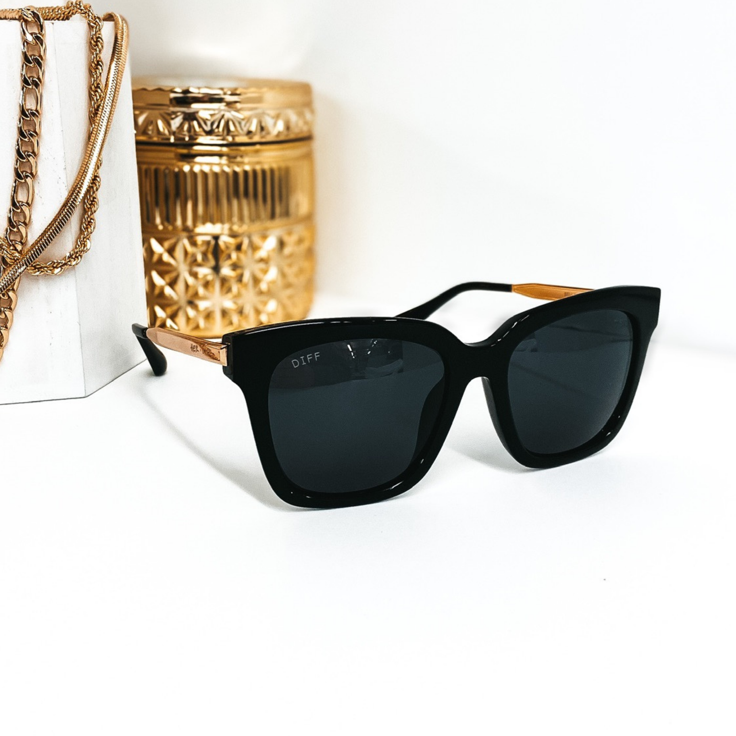 DIFF x H.E.R. | Bella Black Lens Sunglasses in Black and Gold - Giddy Up Glamour Boutique
